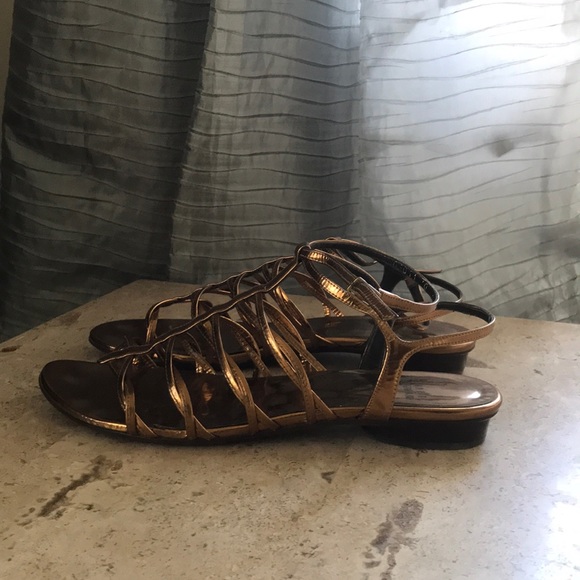 Stuart Weitzman gold/bronze sandals - Picture 3 of 5